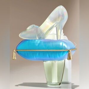 Disney X Bath & Body Works Cinderella Wallflower Nightlight & Refill